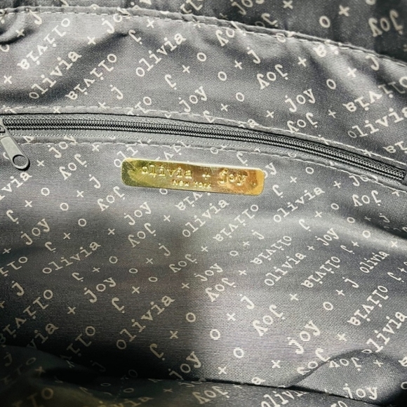 Olivia +Joy BNWOT Faux Leather Green Handbag - Picture 4 of 5